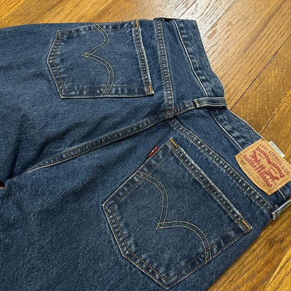 Levi’s 501 distressed denim - Picture 5 of 9